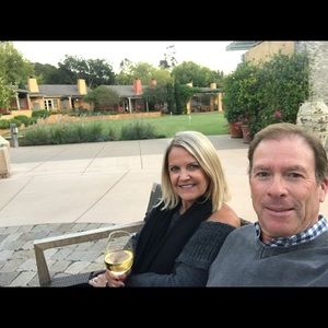 Meet your Posher, Leslie